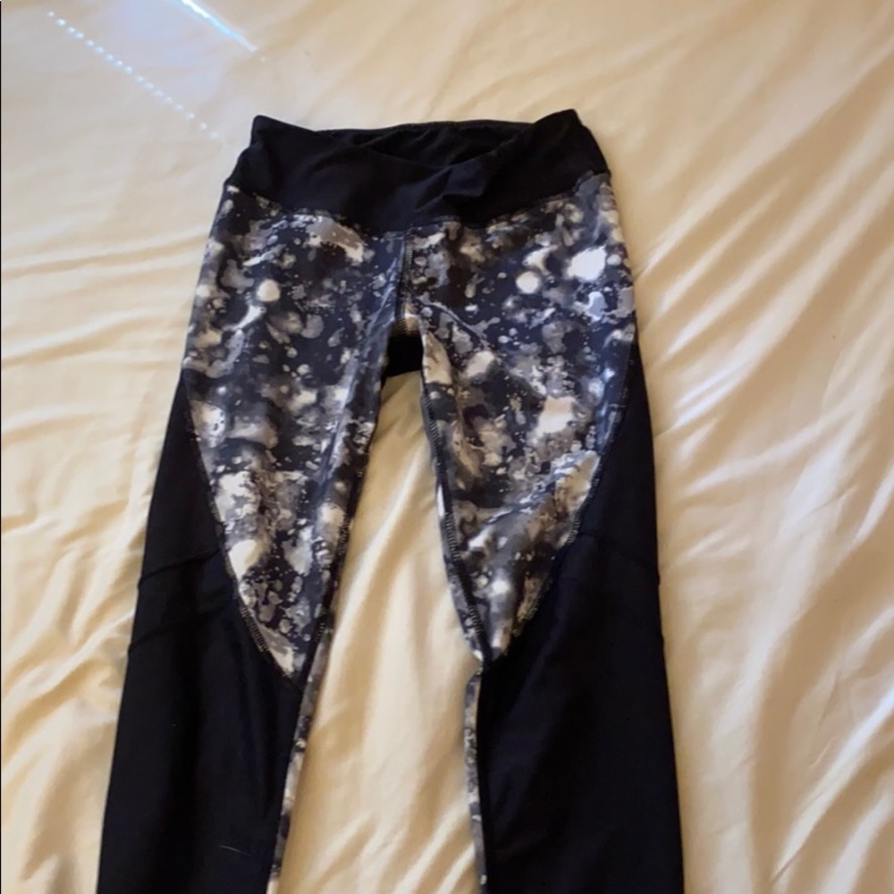 old navy athletic leggings